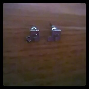 Musical note earings